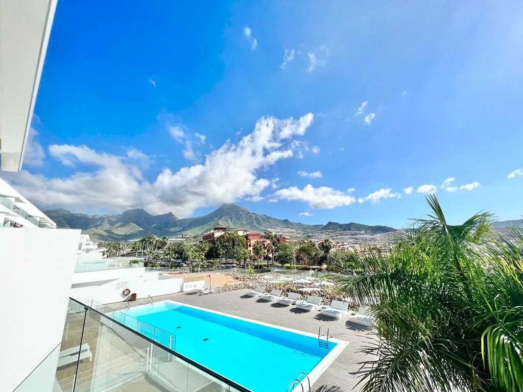 1 bedroom apartment, Baobab Suites, El Duque, Costa Adeje, photo 1 of 20