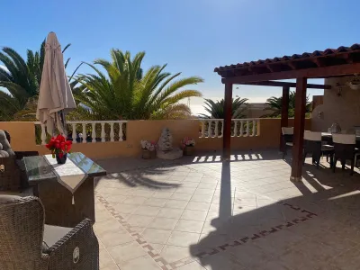 1 bedroom townhouse, Residencial Mariben, Callao Salvaje, photo 2 of 28