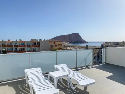 1 bedroom penthouse, Las Terrazas II, La Tejita, photo 2 of 11