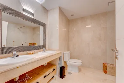 2 bedroom duplex, Magnolia Golf Resort, La Caleta, photo 8 of 27