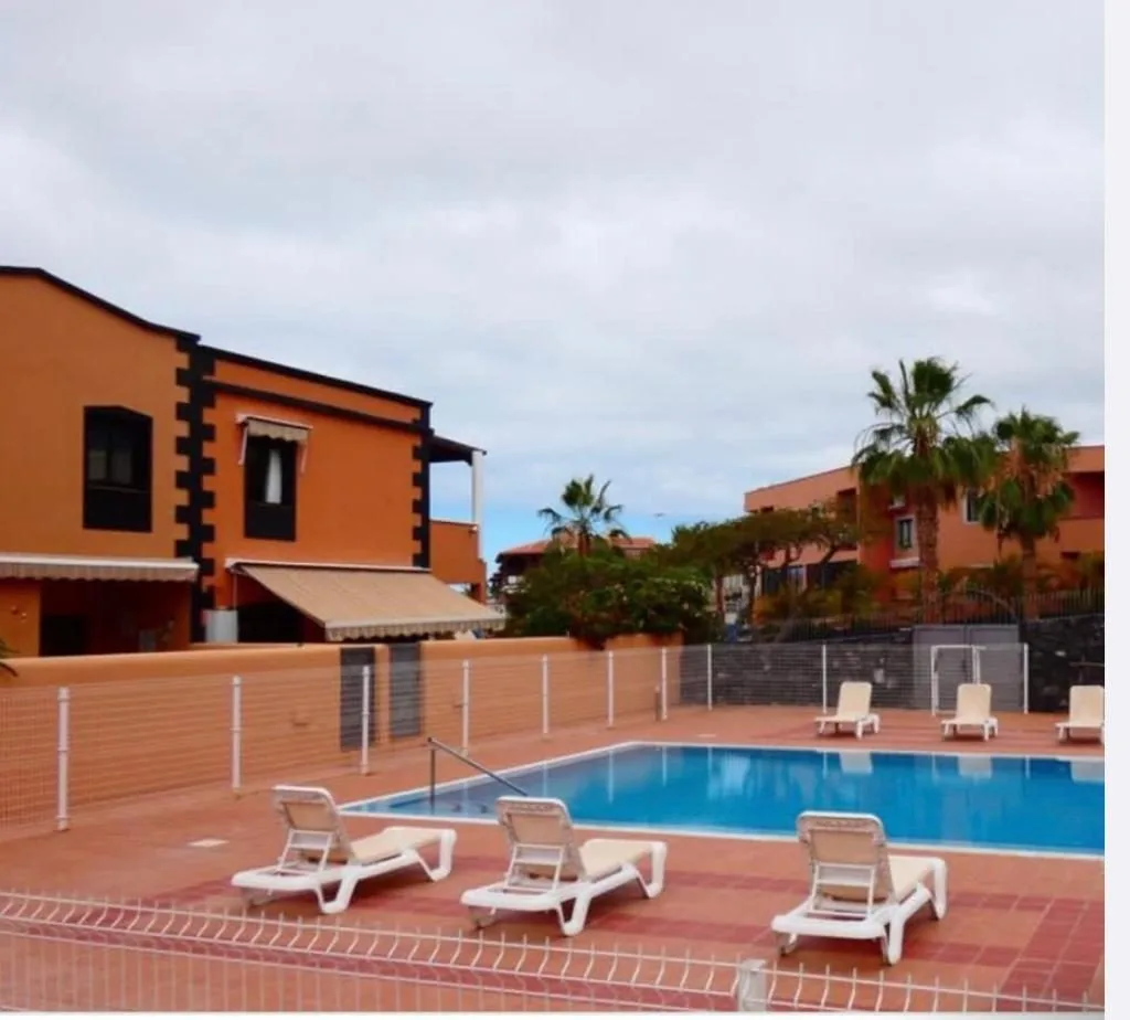 3 bedroom townhouse, El Galeón, Adeje, photo 1 of 11