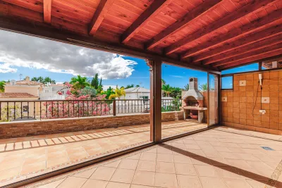 3 bedroom townhouse, Villas del Duque, El Duque, photo 15 of 17