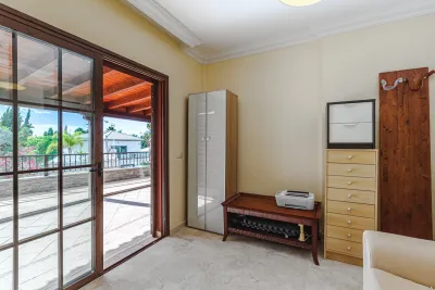 3 bedroom townhouse, Villas del Duque, El Duque, photo 14 of 17