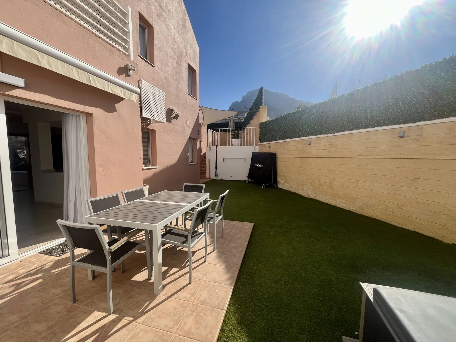 3 bedroom townhouse, Las Pergolas, El Madroñal, photo 1 of 24