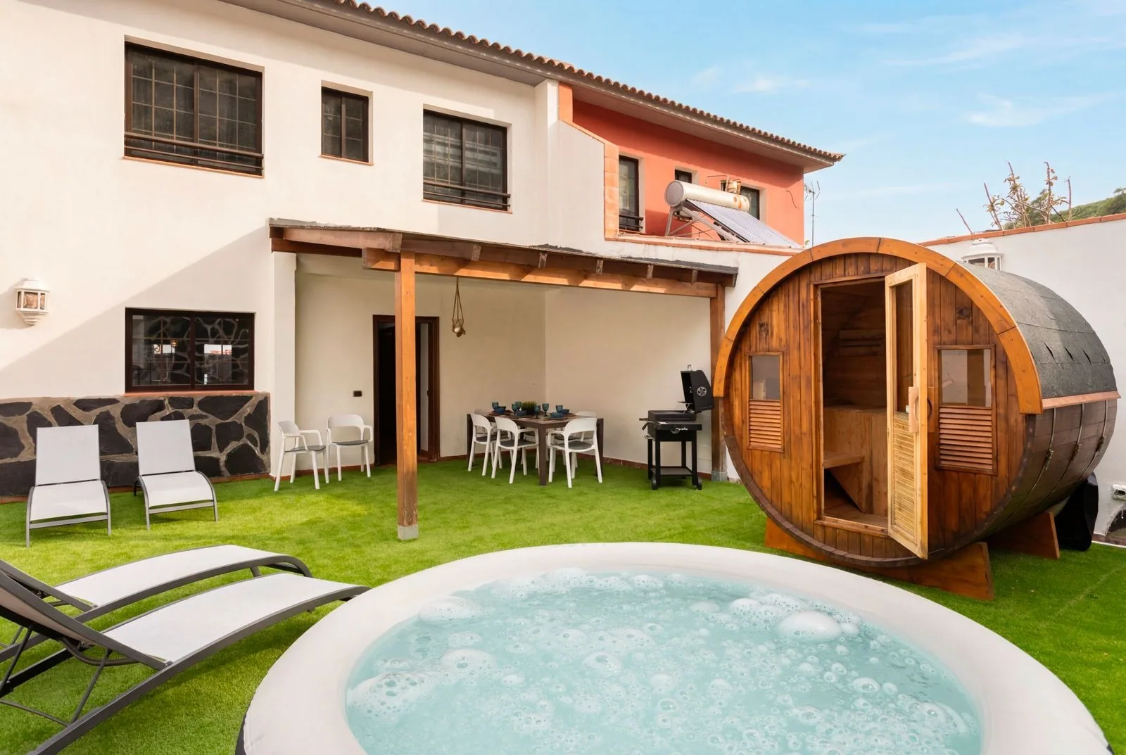 4 bedroom townhouse, La Baranda, El Sauzal, photo 1 of 23