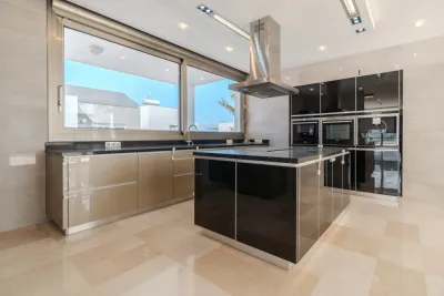 5 bedroom villa, Roque del Conde, photo 10 of 40